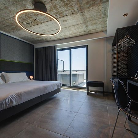 Ikyk Hotel (Adults Only) سانت جوليان المظهر الخارجي الصورة