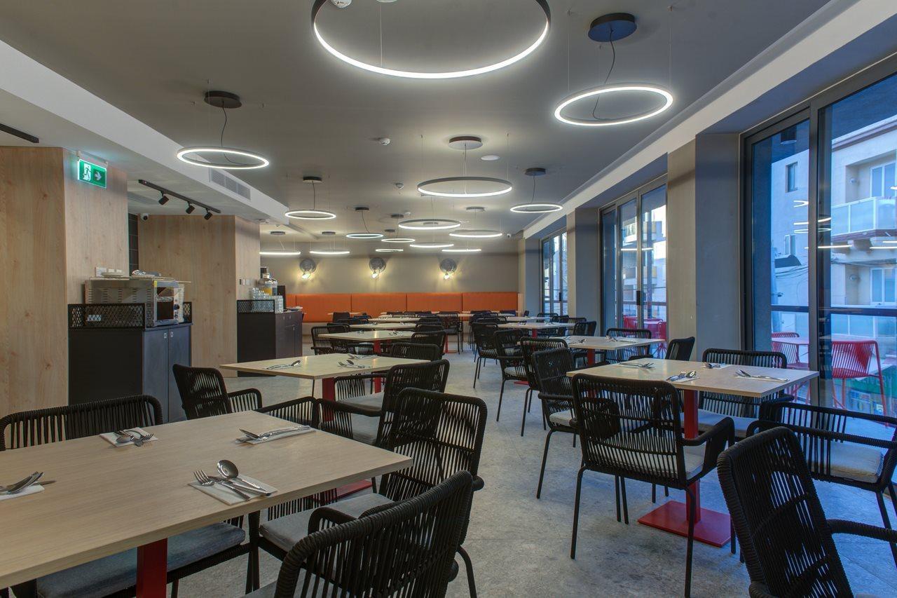 Ikyk Hotel (Adults Only) سانت جوليان المظهر الخارجي الصورة