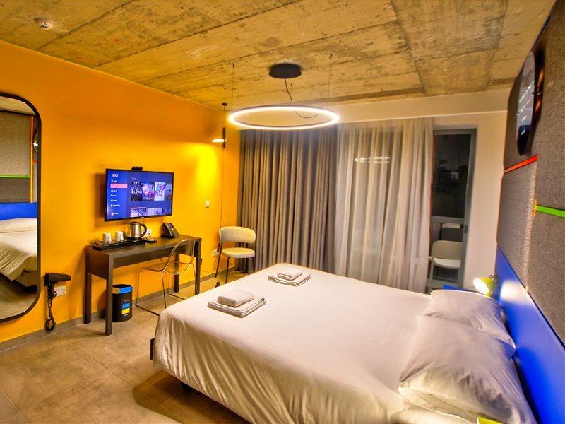 Ikyk Hotel (Adults Only) سانت جوليان المظهر الخارجي الصورة